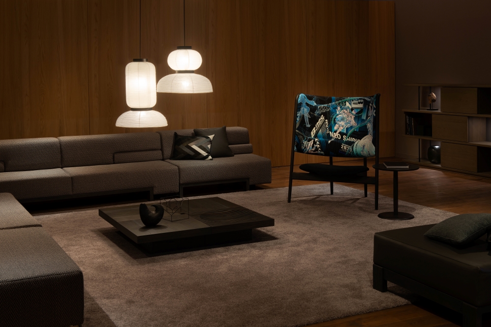 MIKU FLAN Lounge Chair – Pop-up Store Preview